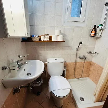 Basis Apartment