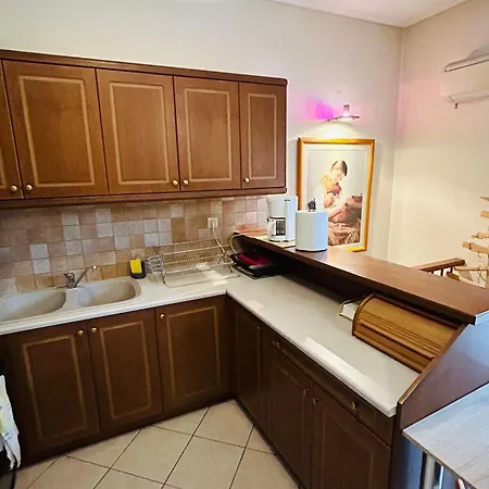 Apartment Basis Karpenisi